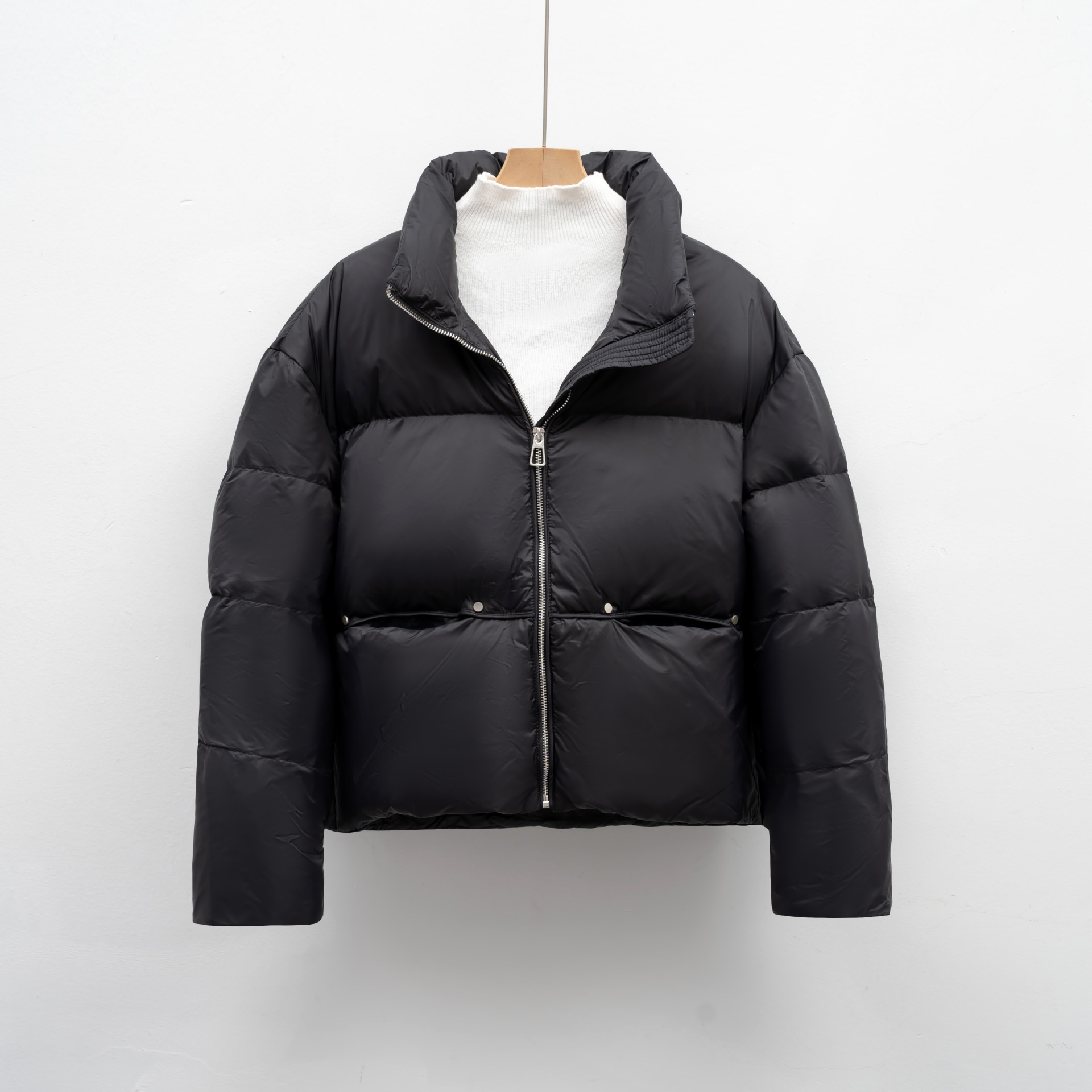 简约短款休闲鸭绒立领加厚保暖羽绒服冬季新款面包服外套高清大图