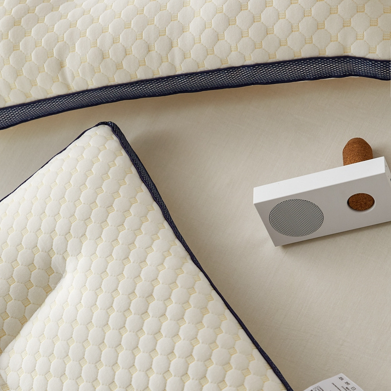 啄木鸟(PLOVER) 3D 按摩枕 ZMN-ZX005高清大图