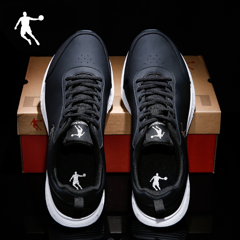 运动户外>运动鞋>跑步鞋>乔丹(qiaodan)>乔丹(qiaodan)跑步鞋>800_800