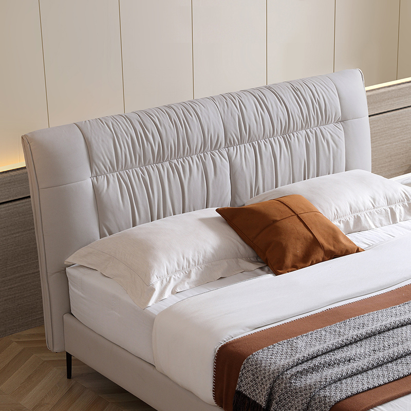 芝华仕现代简约科技布轻奢主卧室软包布艺双人婚大床2022新款c335