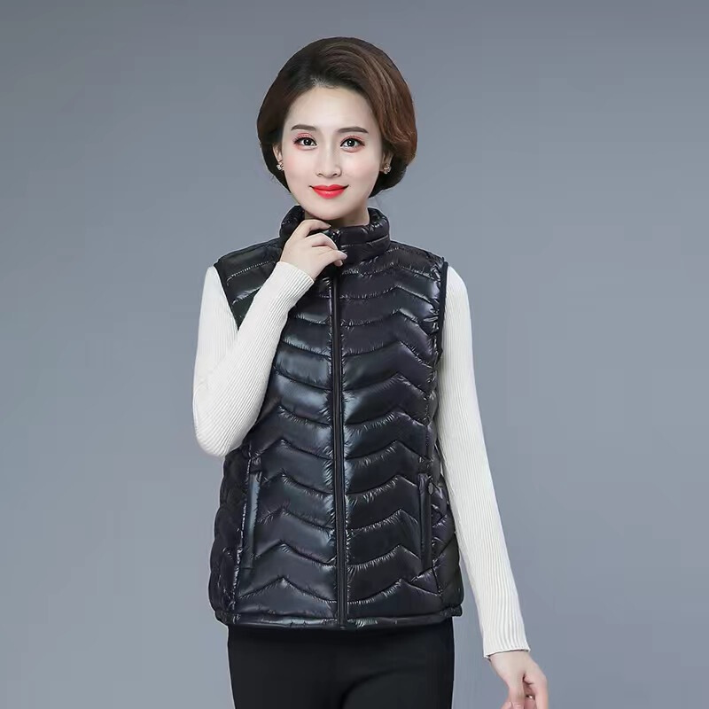 迪鲁奥（DILUAO)波司登旗下中老年女羽绒马甲秋冬新款妈妈装大码女士坎肩冬季保暖棉袄外套 4xl（135-150斤） 黑