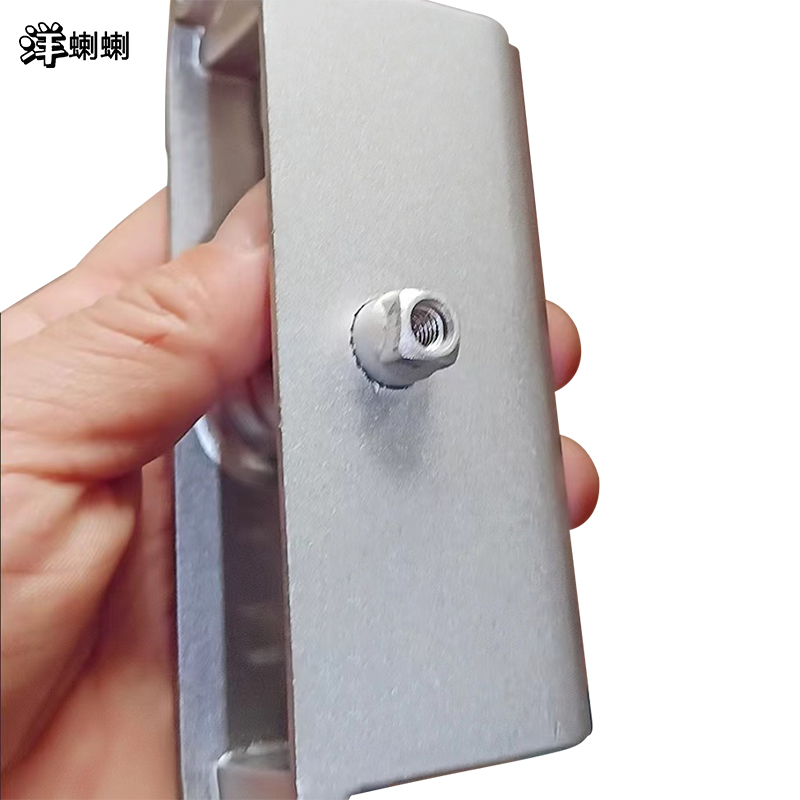 洋蝲蝲 闭门器 中号 单位:个高清大图