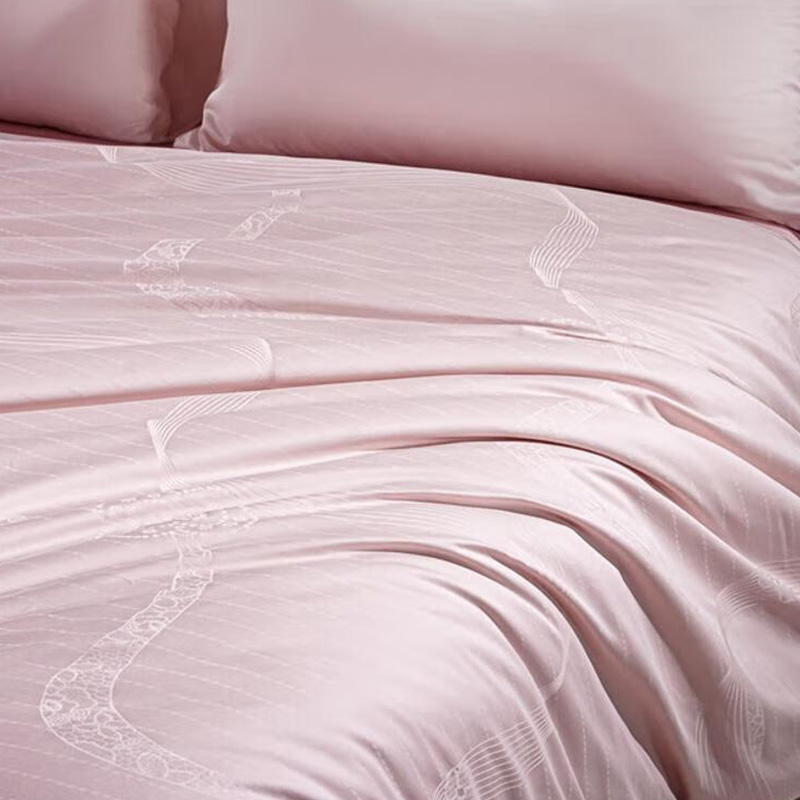 紫罗兰(Violet) VDZLPBZ14003 60S纯棉提花蚕丝被 填充1000g 200cm*230cm高清大图