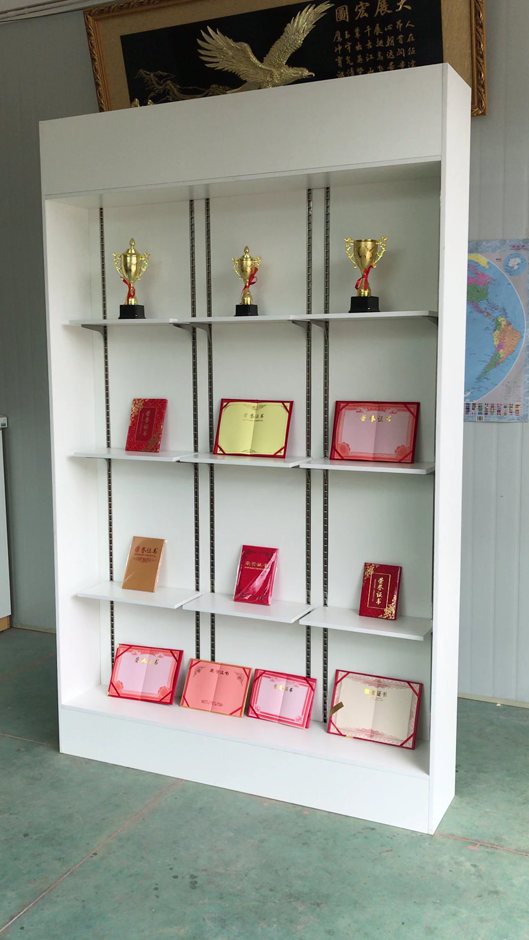 易企采 展示架 荣誉墙展示墙产品模型手办展示柜样品奖杯柜证书马拉松奖牌展示架高清大图