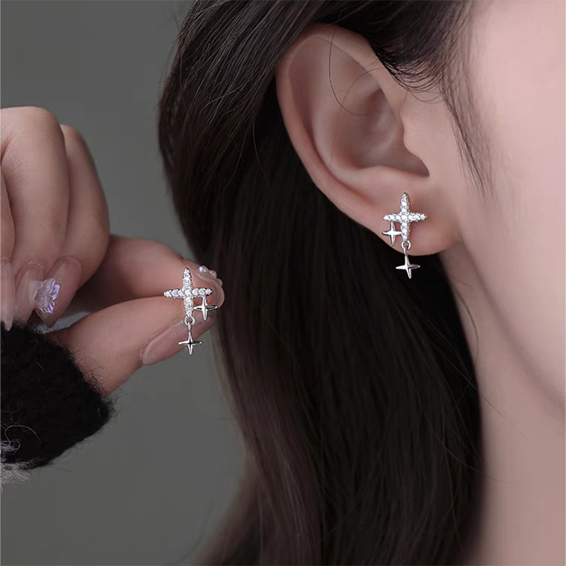 简约四芒星耳钉女精致小众设计感高级闪钻耳环甜美个性百搭耳饰潮送女朋友老婆情人节七夕生日礼物