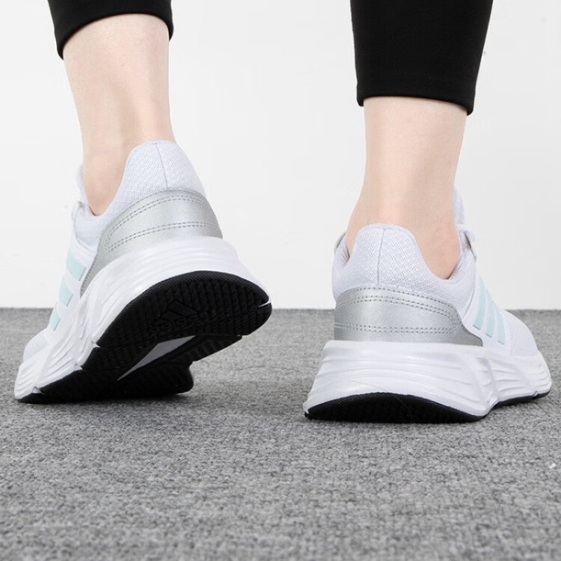 阿迪达斯(adidas)女鞋2023新款轻便透气网面运动跑步鞋HP66HP6636_71358