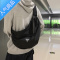 封后单肩包斜挎包男学生大容量简约休闲尼龙布包潮牌胸包女日系饺子包单肩包男