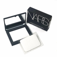 纳斯(NARS)流光美肌轻透蜜粉饼大白饼10g 定妆控油 持妆提亮 彩妆礼物 大白饼