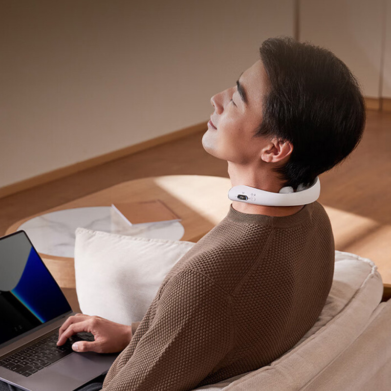 SKG颈椎按摩器蓝牙脖子肩颈按摩仪K5系列2代尊贵礼盒款高清大图