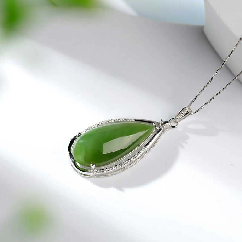 印象眸s925银镶和田玉吊坠银色镶碧玉水滴形女款玉石挂件附送证书