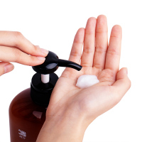 日本原装进口蝶印牌 马油滋养型护发素 600mL