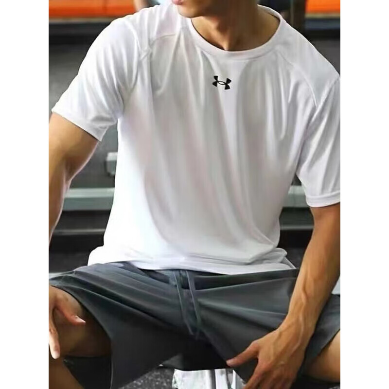 安德玛 短袖T恤 2026-2/件高清大图