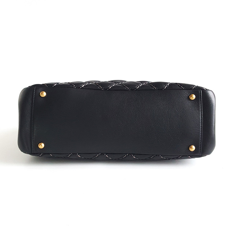 chanel 女包 黑色外缝线菱格纹手提单肩包 香奈儿时尚女包 香奈儿菱格