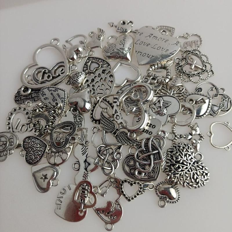 diy饰品爱心系列爱心桃心镂空心形吊坠合金饰品配件挂1套包50g