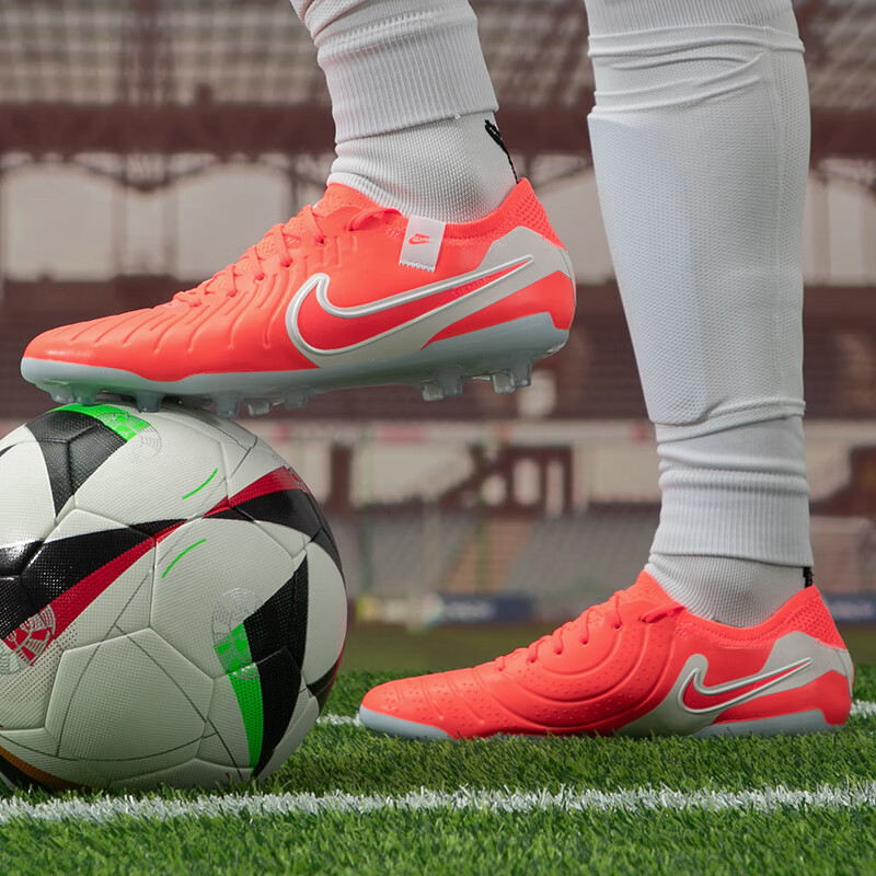 耐克（NIKE）男鞋足球鞋春季新款LEGEND 10运动鞋AG钉鞋人草实战训练鞋高清大图