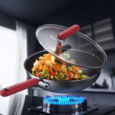 倍科&康巴赫联名5D钛盾炒锅KGT-Y32D