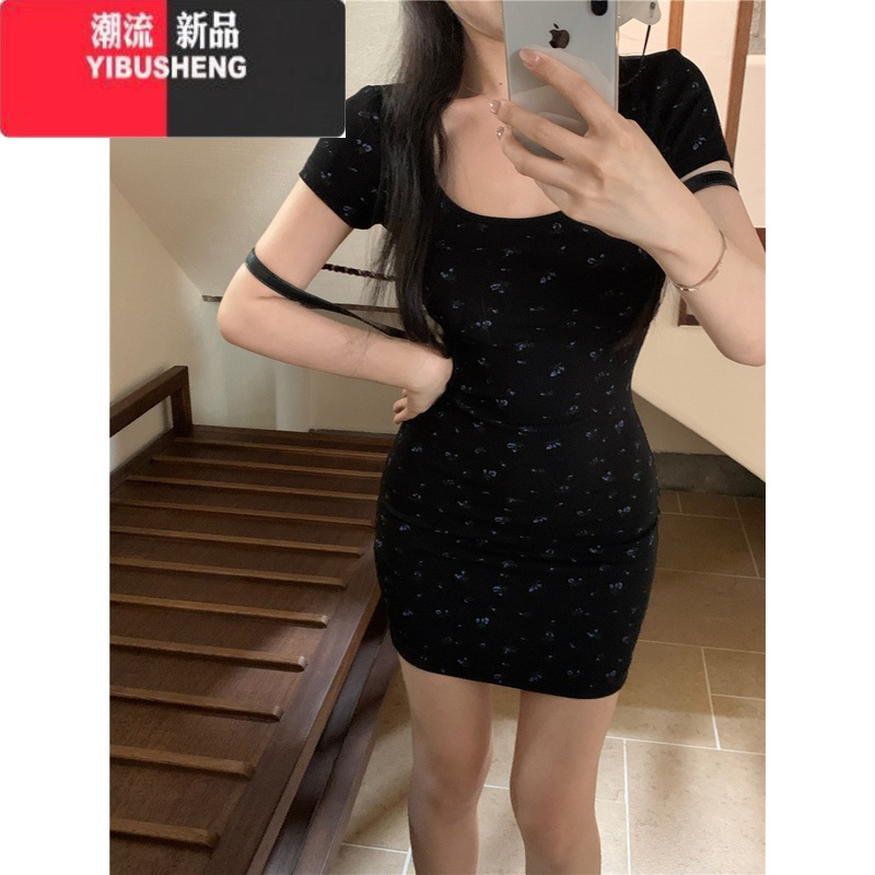 YIBUSHENG复古碎花方领短袖连衣裙女装季辣妹针织裙子黑色收腰包臀中长裙