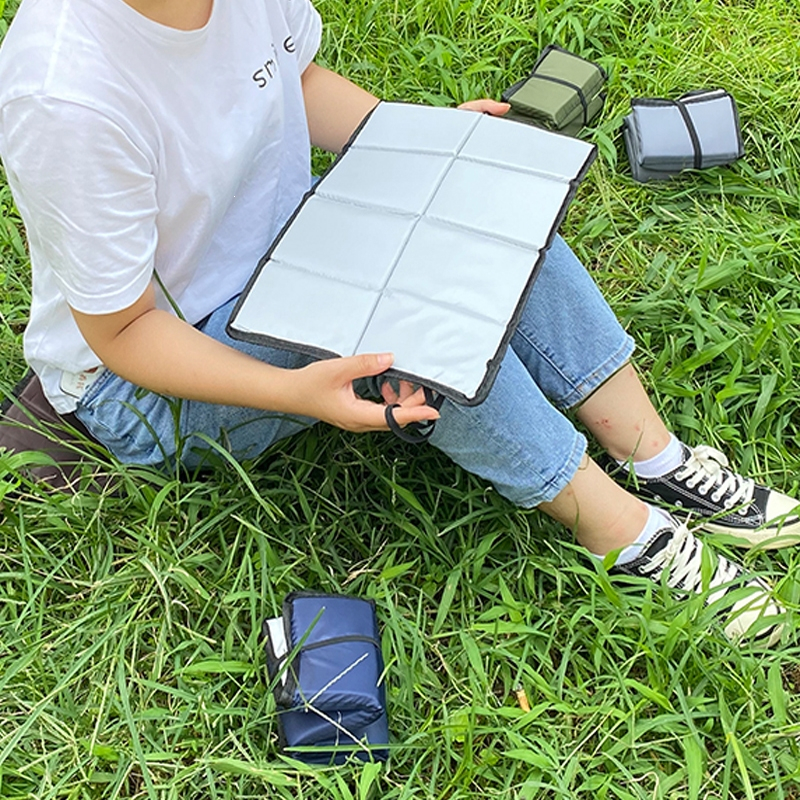 户外小坐垫可折叠便携单人泡沫潮地垫闪电客野外座垫子公交车隔凉坐垫