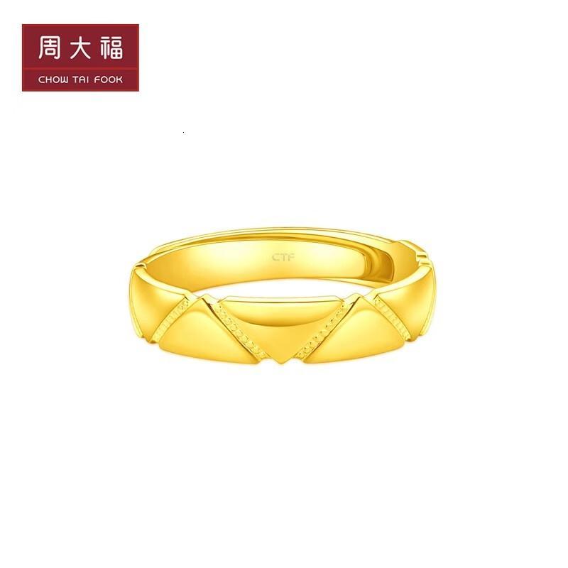 周大福精致时尚几何足金黄金开口戒指工费560计价f228116