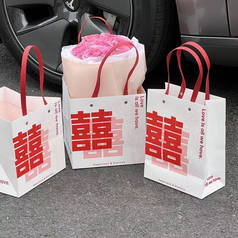 维诺亚结婚喜糖喜字礼品袋订婚伴手礼手提袋大容量纸袋礼物袋高颜值袋子高清大图