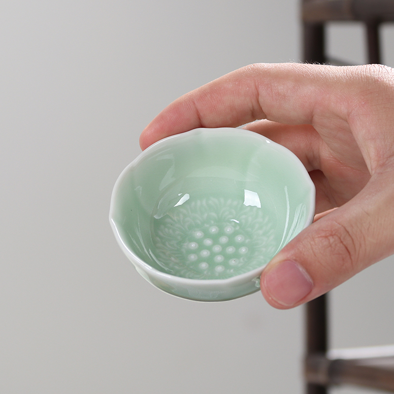 尚帝(shangdi)青瓷茶壶粉青手抓壶功夫茶具陶瓷茶杯精细浮雕 龙泉青瓷荷叶青蛙壶