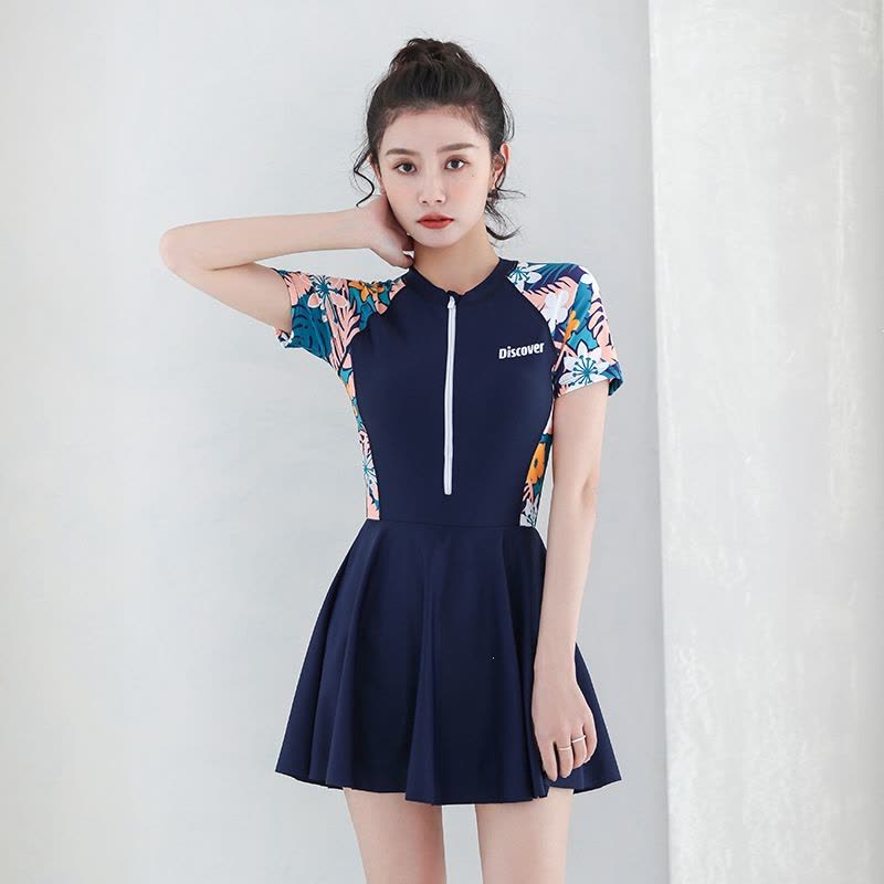 佑游泳衣女夏保守遮肚连体游泳衣海边大码显 性感泳装图片