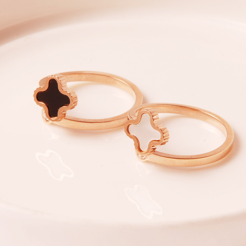 钛钢指环四叶造型戒指时尚女款手饰品送女朋友七夕情人节礼物