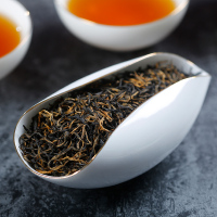 川红 红贵人特级红茶 浓香型嫩芽芽头茶叶75g/盒