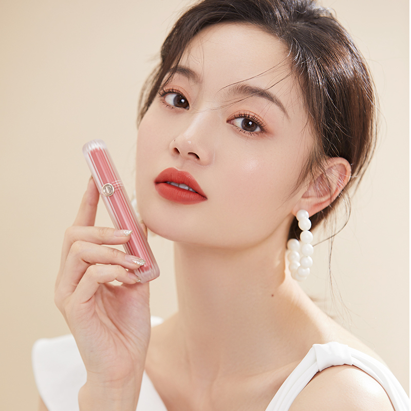 稚优泉chioture无惧幻想绒雾唇釉