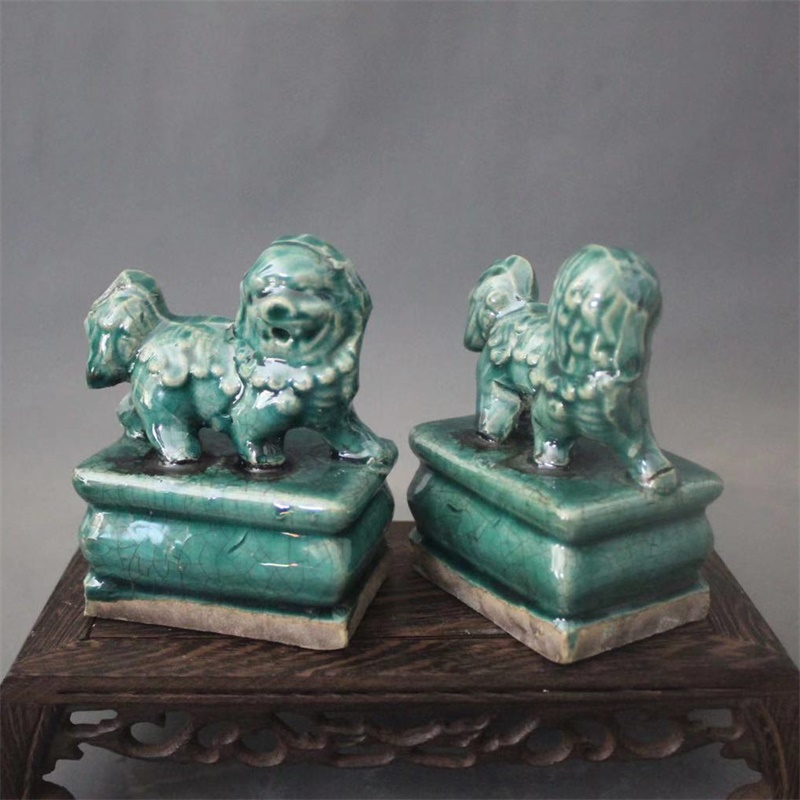美帮汇景德镇仿古陶瓷绿釉刻狮子(一对)家居装饰展柜摆件做旧收藏品高清大图