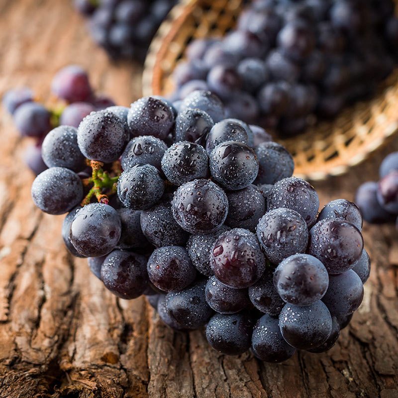 苏宁生鲜云南夏黑葡萄1kg