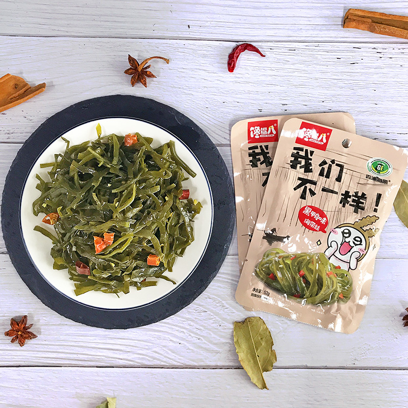 [1件5包买2件送2包]黑鸭味海带丝网红零食即食休闲开胃小吃包邮52g/包