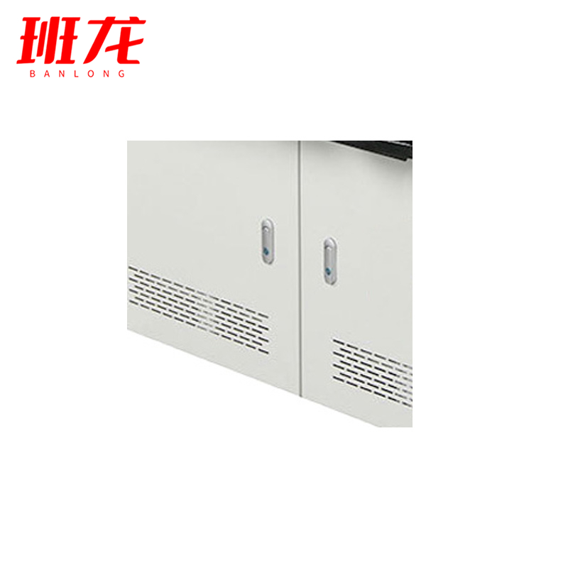 班龙监控操作台双联张高清大图