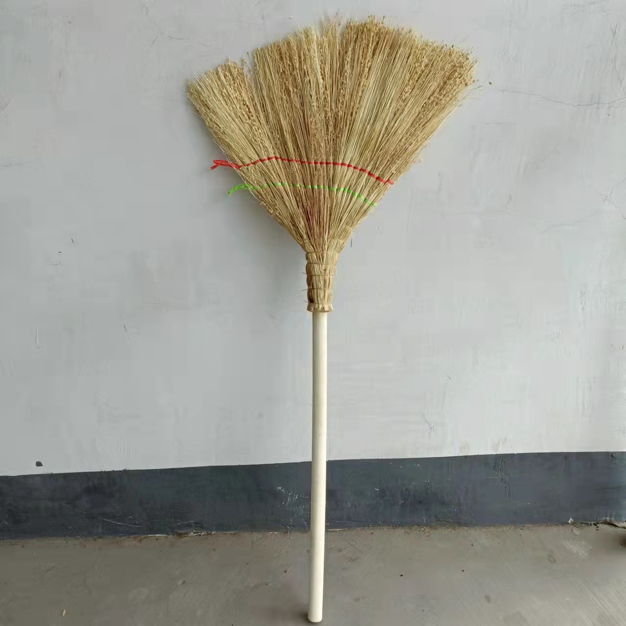 鋆珑 手动扫把 金丝苗扫把 JL-035 把高清大图