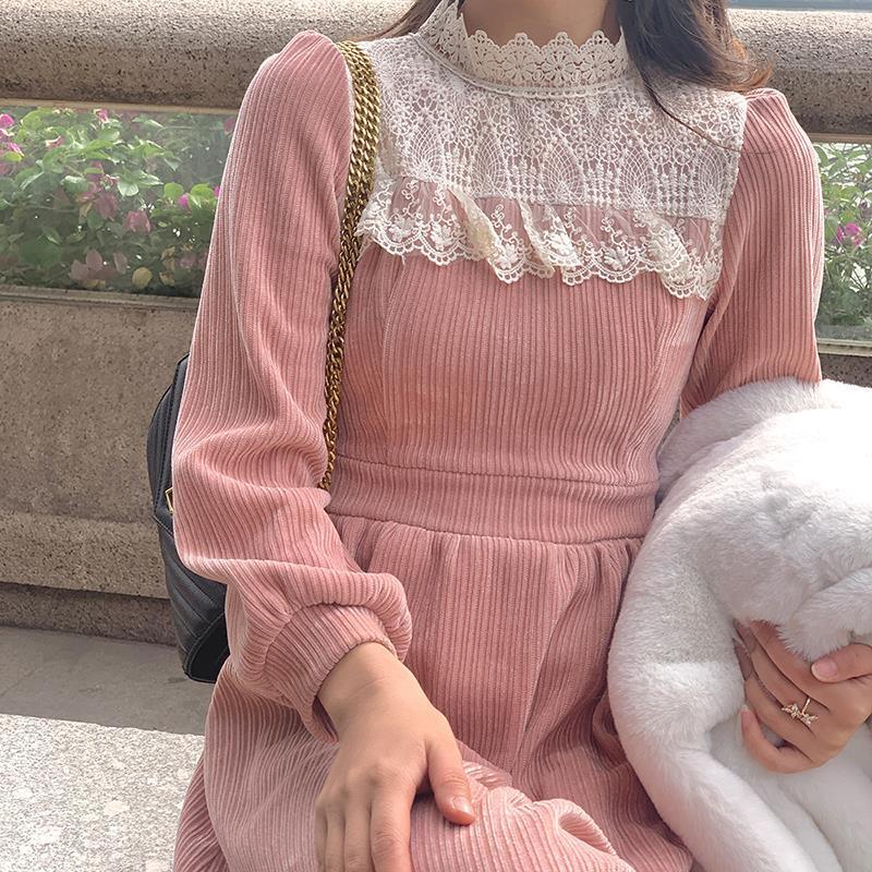 少女甜美蕾丝拼接连衣裙温柔气质百搭甜美灯芯绒春秋打底裙中长裙
