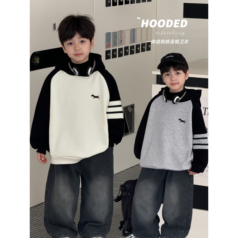 童酷儿童冬款湖州织里童装一体绒小狗刺绣拼色连帽男童卫衣潮