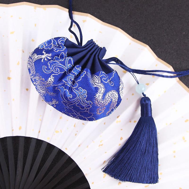 红色梅花单流苏 空袋100个以上的单价 汉服饰宫廷高档香包空袋随身胎毛端午节香囊空袋挂脖儿童胎发荷包