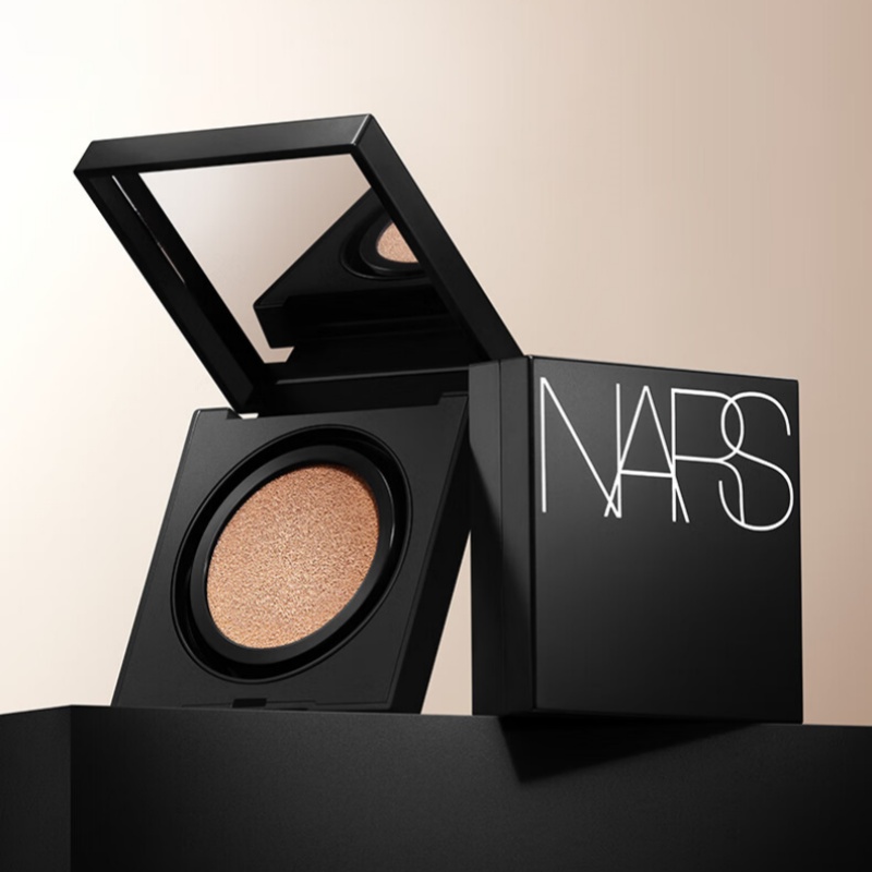 NARS持妆方气垫#Mont Blanc粉白色12g 配拎袋高清大图