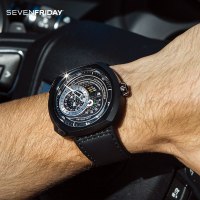 七个星期五(SEVENFRIDAY)正品瑞表7个七个星期五男士皮带机械手表Q3/01