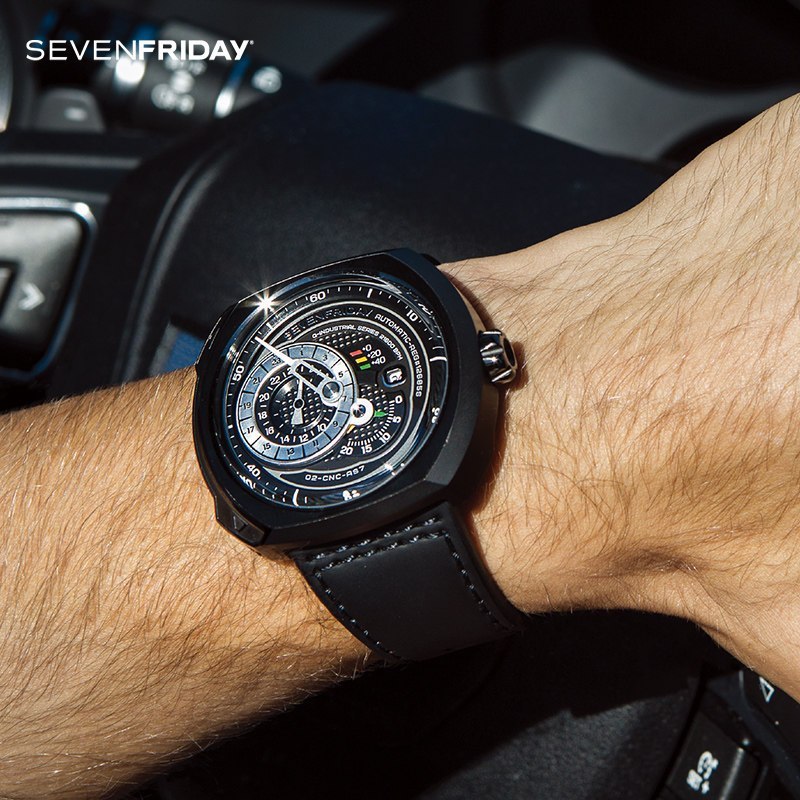 七个星期五(SEVENFRIDAY)正品瑞表7个七个星期五男士皮带机械手表Q3/01