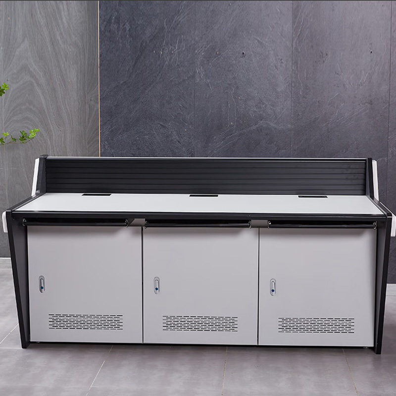 星伟卓 操作台 双人位张高清大图