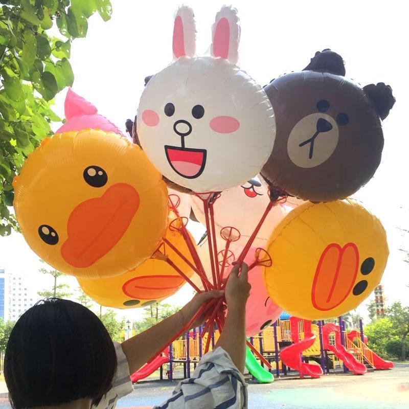 儿童生日装饰布朗熊气球微商地推小礼品扫码手持气球棒打击棒