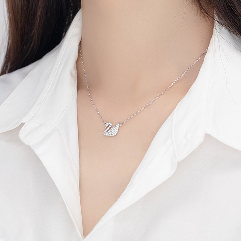 施华洛世奇(SWAROVSKI) 小号银天鹅项链 5187404