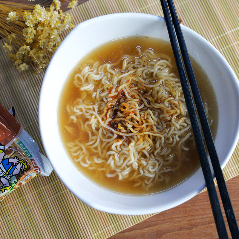 中国香港出前一丁方便面 红烧牛肉味100g*30包/箱 方便速食泡面拉面办公室 熬夜
