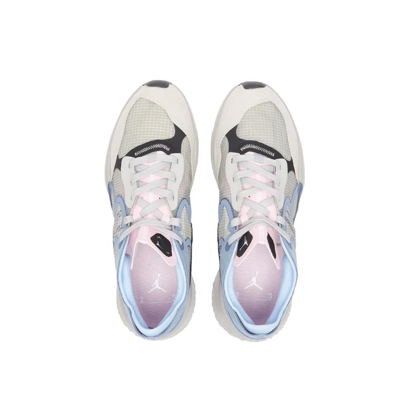 耐克(NIKE)男款轻便橡胶底透气运动跑步鞋户外休闲鞋高清大图