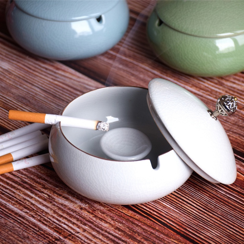 创意钧瓷裂纹釉带盖陶瓷烟灰缸个性时尚家居家用办公工艺礼品摆件梅子