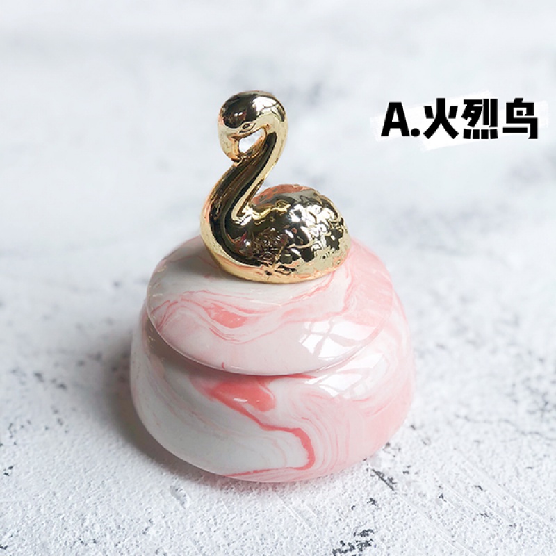 ins莓牛奶色收纳罐北欧少女心动物陶瓷桌面摆件首饰盒卧室装饰收纳袋 三维工匠 B.松鼠