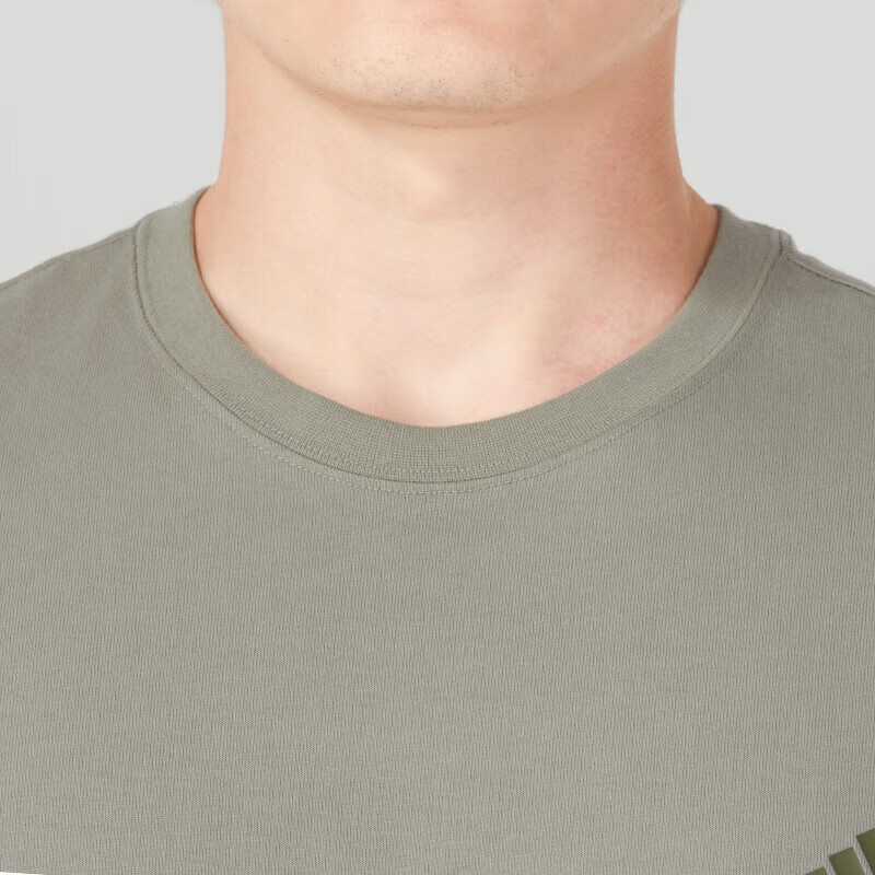 阿迪达斯 (adidas)短袖男装上衣2023夏季新款健身训练运动服舒适透气宽松圆领T恤衫 IP3923 卵石银灰