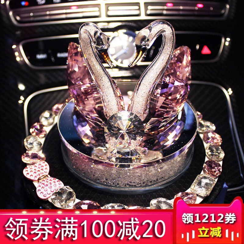 汽车摆件车载摆件创意水晶保平安车内饰品摆件高档汽车用品装饰品