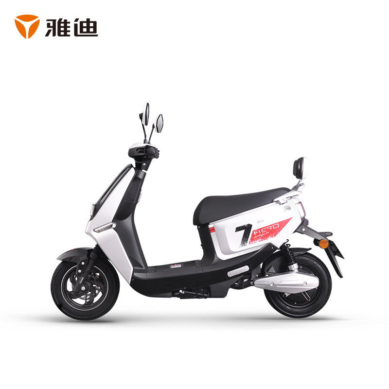 雅迪莱客电动车成人代步车20ah电动摩托车